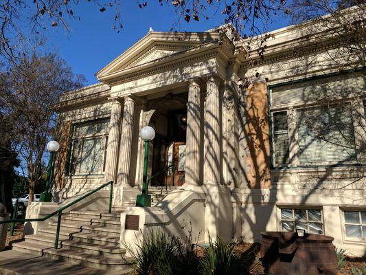 Gilroy Historical Museum