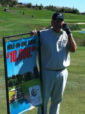 Calling home after a very successful golf shot :)!