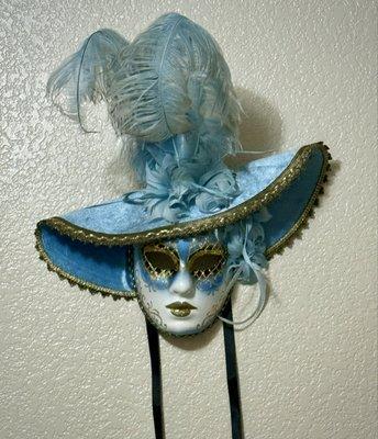 Delicate Mardi Gras mask.