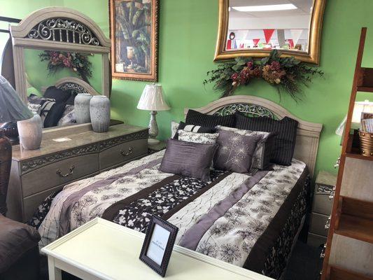 Major League TV & Furniture