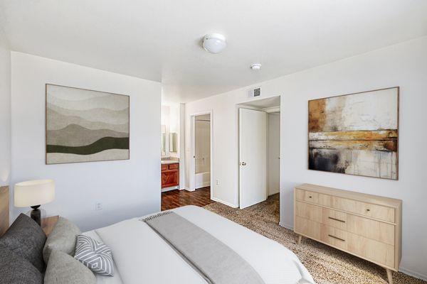 Four Hills Apartments