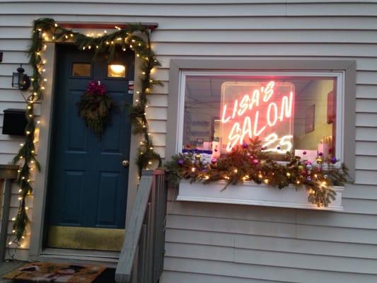 Lisa's Salon 25