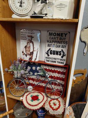 Country Crossroads Antiques &Vintage