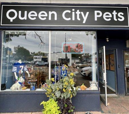 Queen City Pets . Village of Kenmore