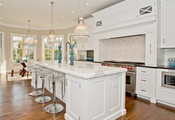 W K Custom Design & Cabinetry