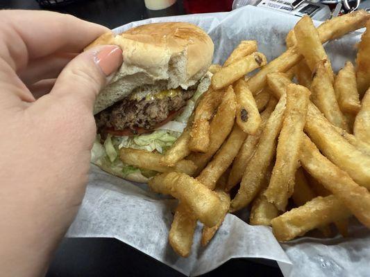 Cheeseburger fries and a drink $10 daily special great deal. Burger and the fries were excellent