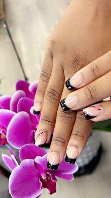 Service was so good definitely recommend.Been going for years now and they have always did my nails great.