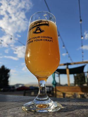 Another Arnie Palmie chilling on the patio w/ friends enjoying the great Castle Rock weather.