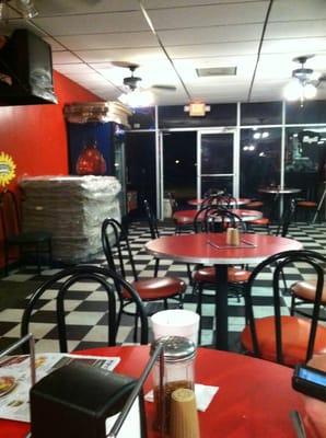 Giovanni's Pizza at closing time.