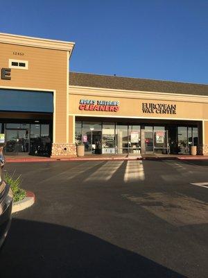 Nora's Cleaners and Tailoring