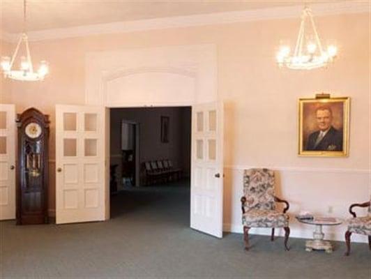 Washburn McReavy Southeast Funeral Chapel