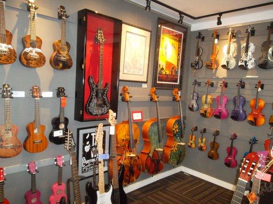 Music, Arts and Gifts.