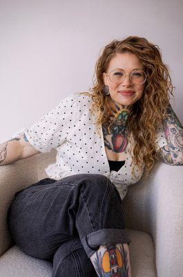 Hello, my name is Lucky. I am the owner and stylist at LUCKYXHAIR Studio in San Francisco. Stop by, check out the salon and come say hi!