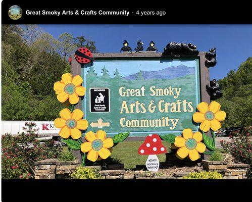 Great Smoky Arts & Crafts Community