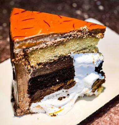 Always creamy, Dulce de leche, Nougat and chocolate pudding.