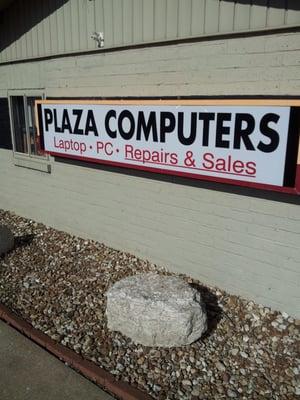 Plaza Computers