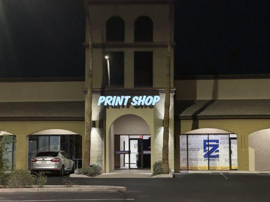 EZ2PRINTS your local desert printshop. Mesa, AZ