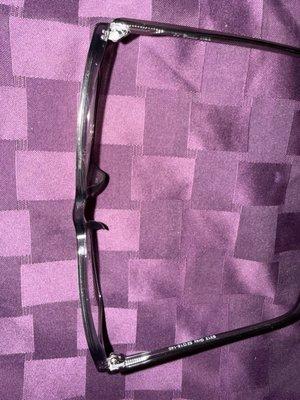 Both connectors were completely broken. Look at this craftsmanship! Amazing