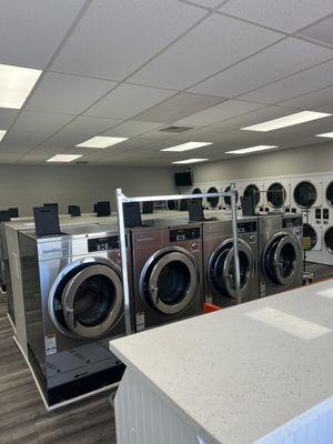 Hampden West Laundromat