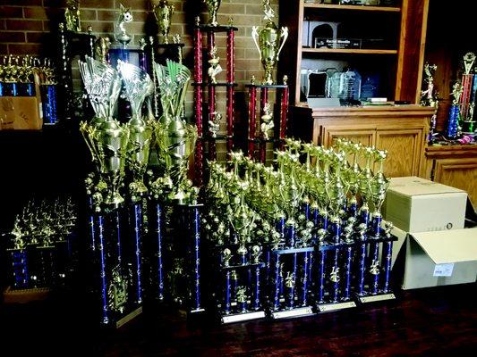 We build customized  Individual and Team Championship trophies.