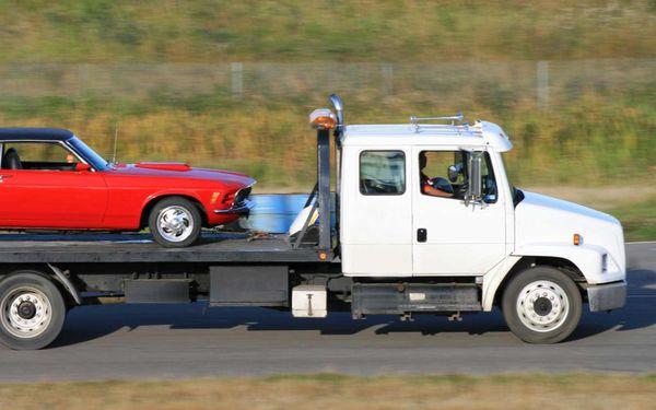 Aarii Moving & Towing Services
