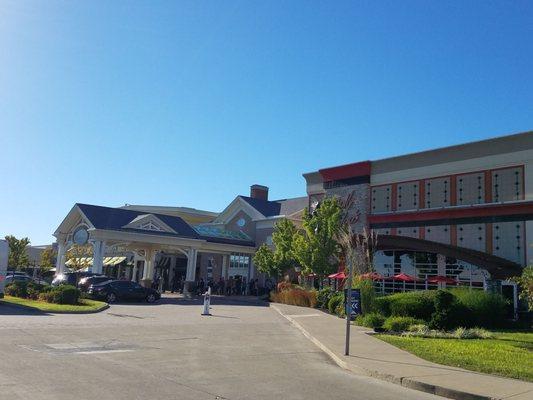 Polaris Fashion Place, A WPG Property