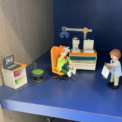 Mini office.