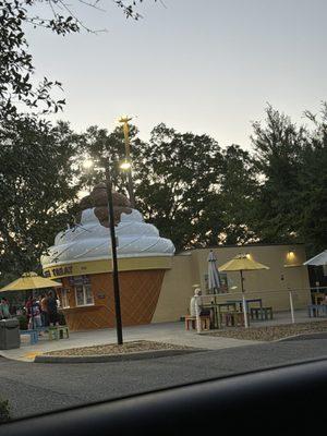 Twistee Treat Valrico