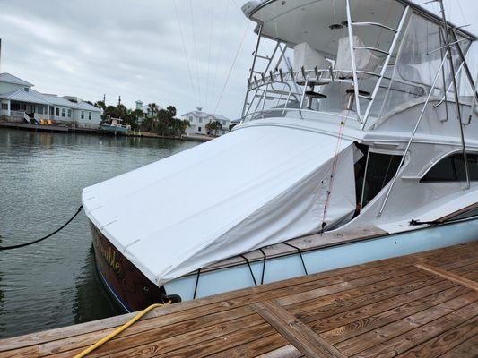Cockpit cover with sides