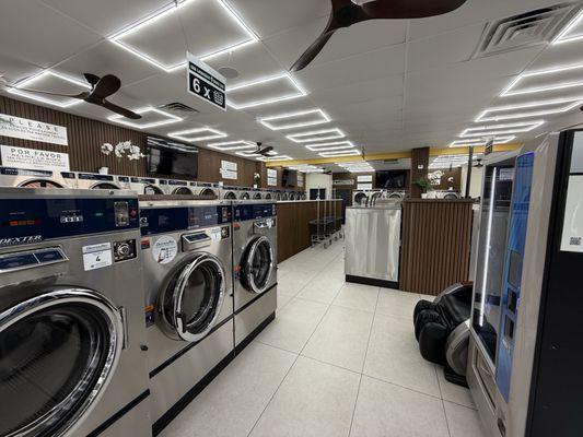 Many washers and dryers to choose from