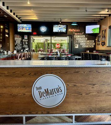 Dom DeMarco's Pizzeria & Wine Bar