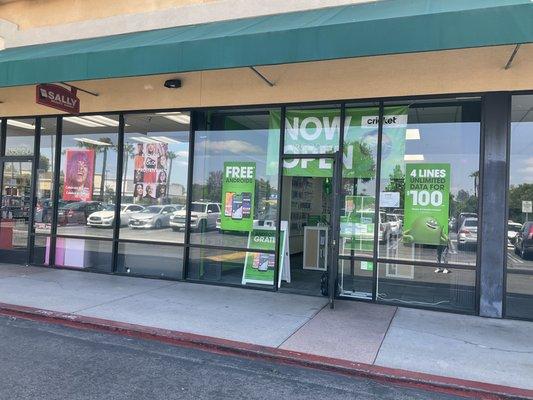 Next to Sally's beauty