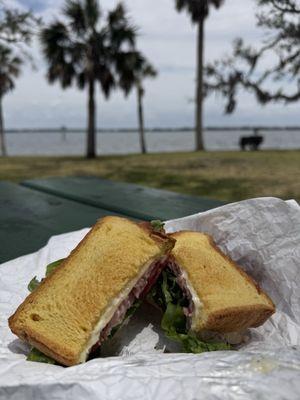 The Sandwich on Main