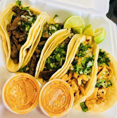 Tacos de bistec y pollo