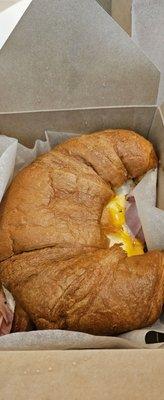 Deluxe Croissant