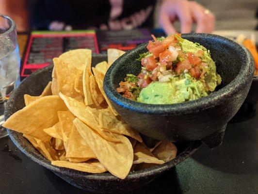 Chips + guac