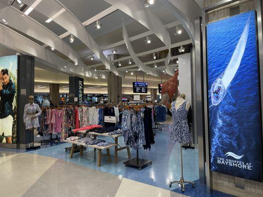 The Shoppes At Bayshore