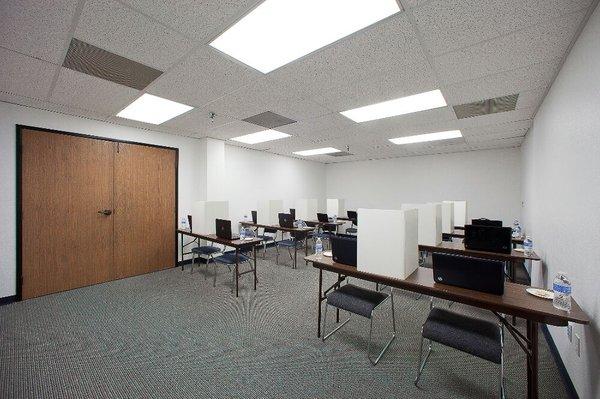 Research room for taste tests, online studies and focus groups.