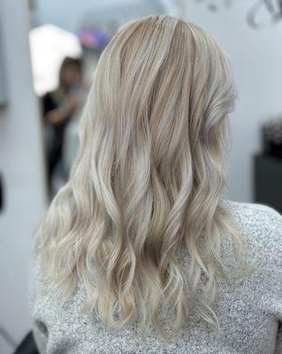Ice blonde hair with Babyhightlights