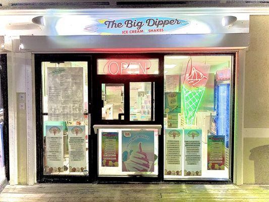 The Big Dipper Ice Cream & Shakes