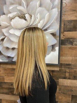 Tavo's Hair Design Studio