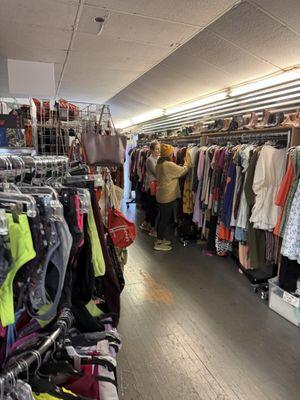 Austin Pets Alive! Thrift - Oltorf