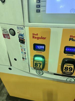 Loop Neighborhood Market