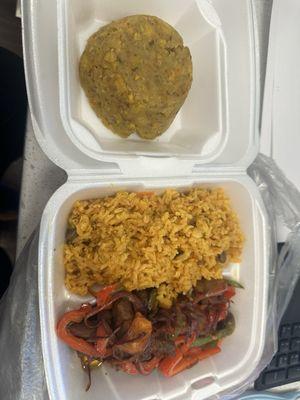Mofongo w carne frita and arroz con guandules
