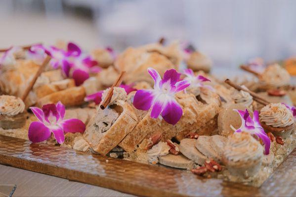 Montrose Food Mart & Deli