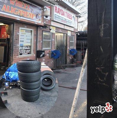 Rayda Tires
