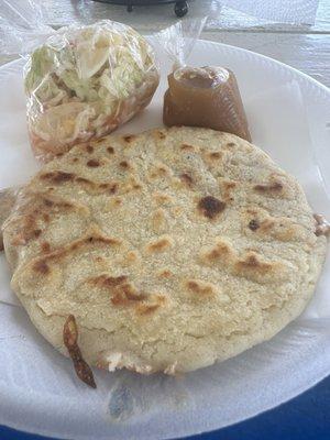 Mimia’s Pupusas