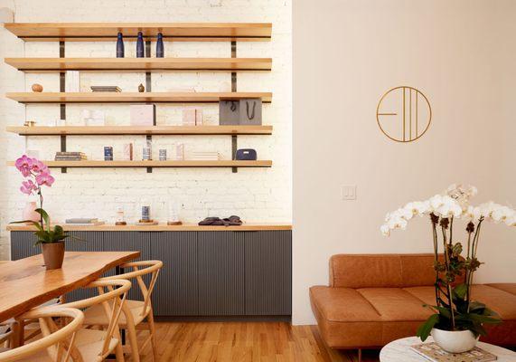 Entière Dermatology Retail Area