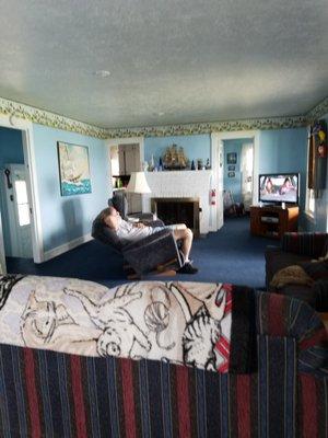 Living room- Lucilles Lakefront Cottages- Lighthouse Cottage