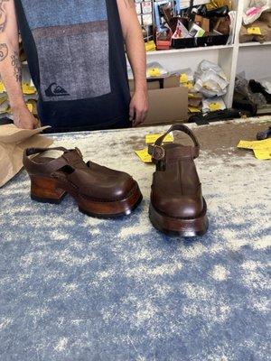 Vogue Shoe & Luggage Repair